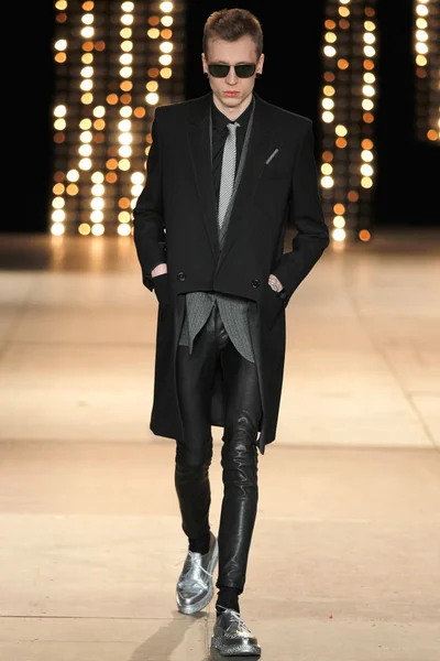 Look 42